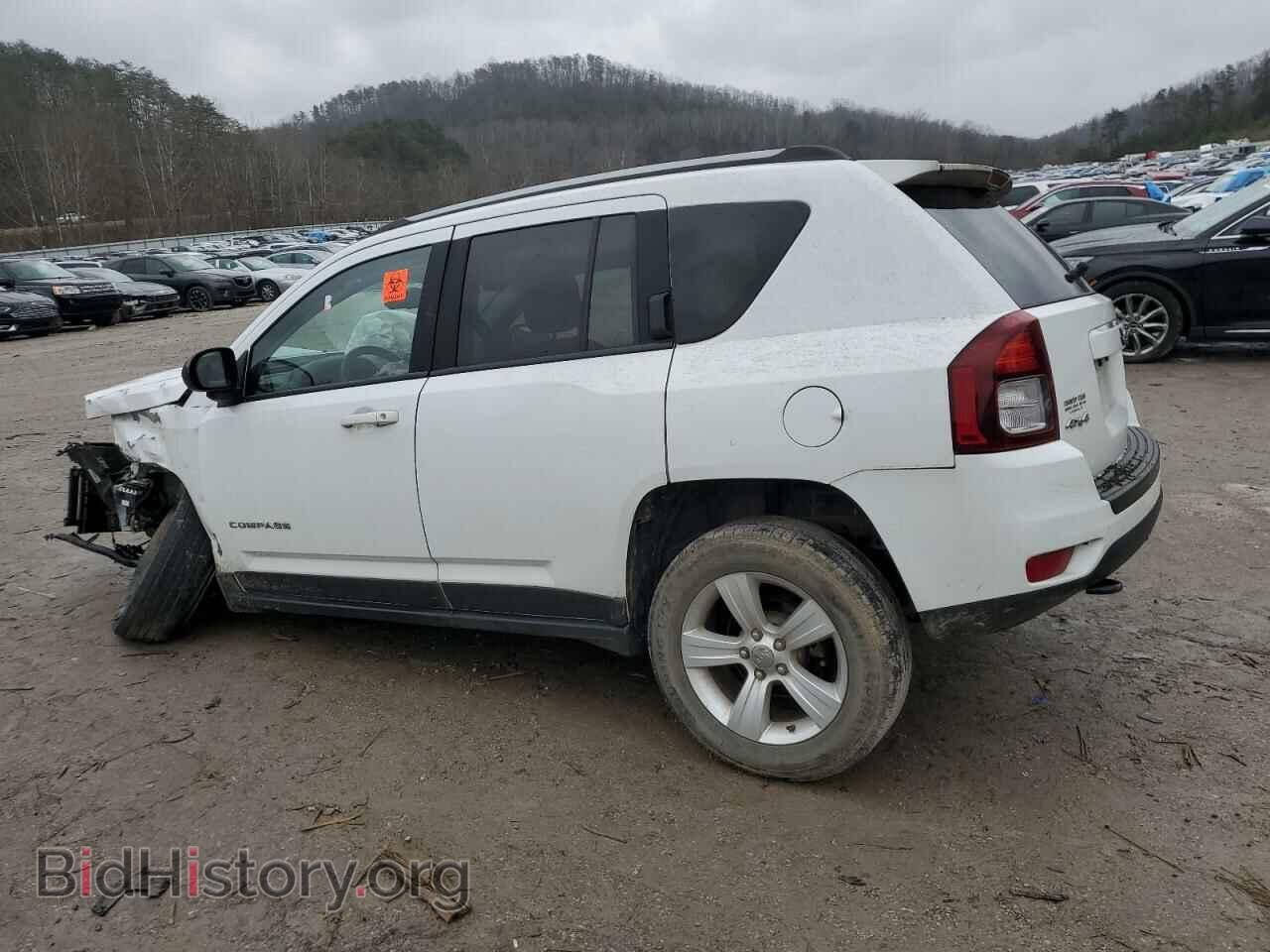 2016 JEEP COMPASS - VIN: 1C4NJDBB0GD534823 - Фото 2