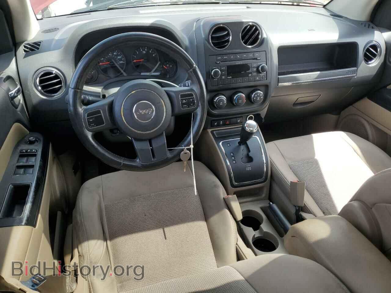 2011 JEEP COMPASS - VIN: 1J4NT1FB3BD139041 - Photo 8