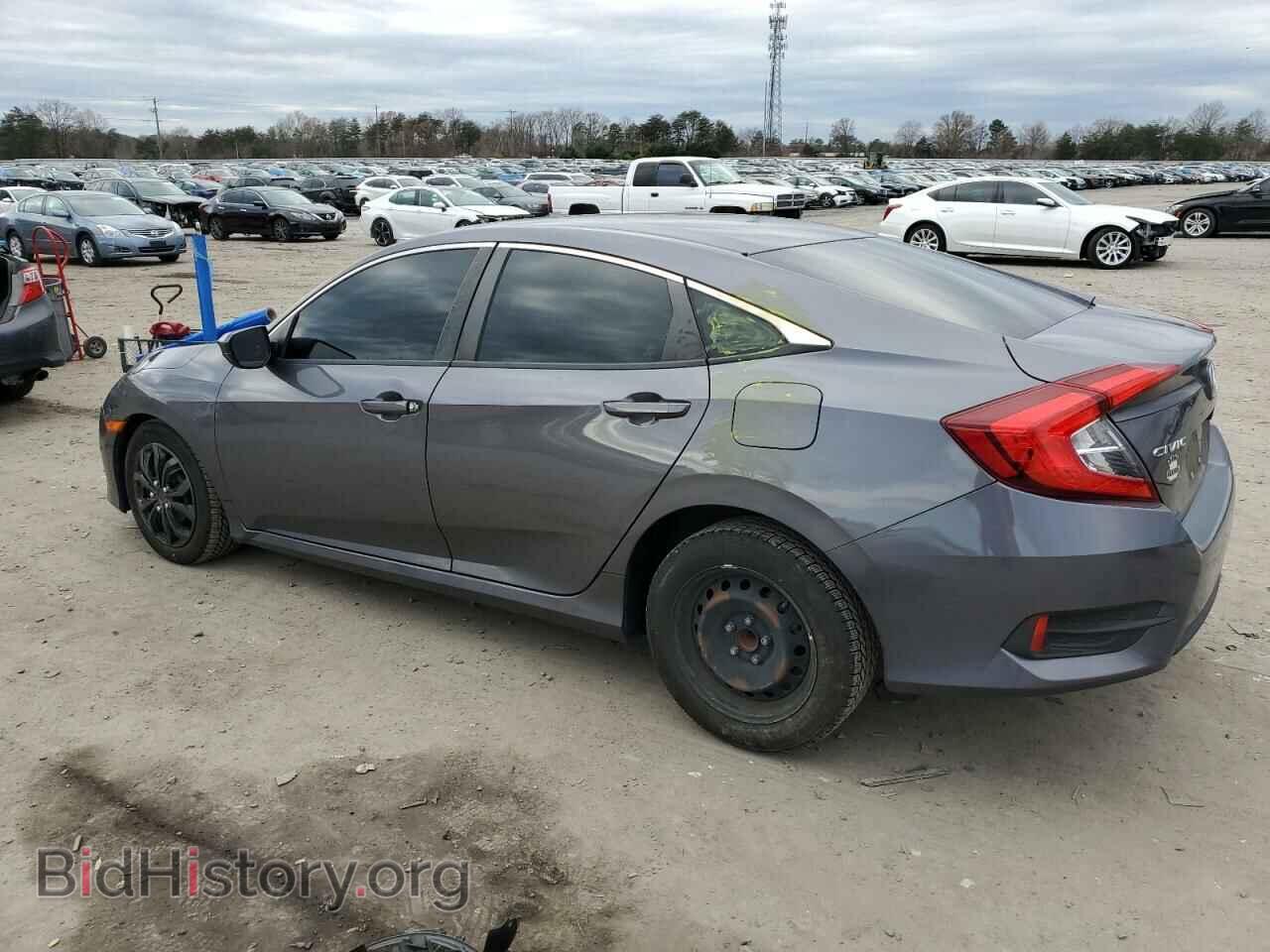 2018 HONDA CIVIC - VIN: 2HGFC2F57JH517231 - Фото 2
