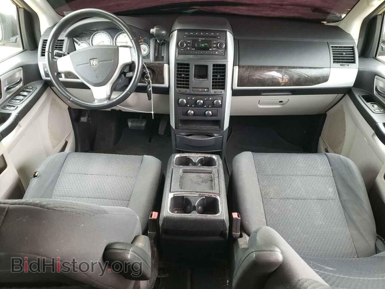 2010 DODGE CARAVAN - VIN: 2D4RN5DX1AR248166 - Фото 8