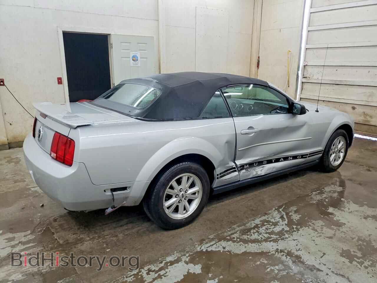 2007 FORD MUSTANG - VIN: 1ZVFT84N075201347 - Фото 3