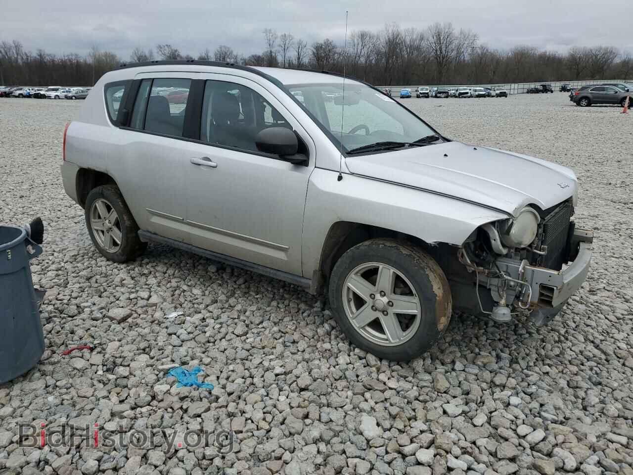 2010 JEEP COMPASS - VIN: 1J4NF4FB8AD611743 - Фото 4