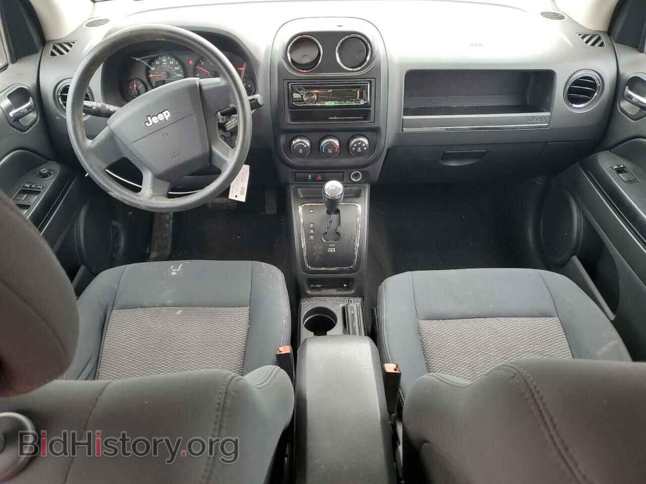 2010 JEEP COMPASS - VIN: 1J4NF4FB8AD611743 - Фото 8
