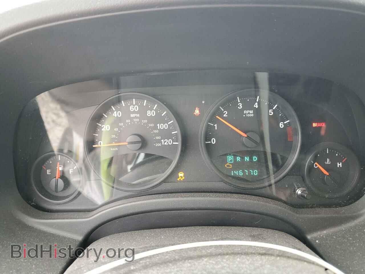 2010 JEEP COMPASS - VIN: 1J4NF4FB8AD611743 - Фото 9