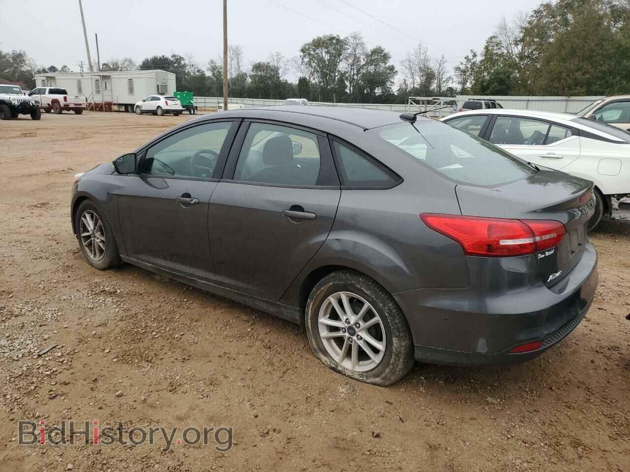 2017 FORD FOCUS - VIN: 1FADP3F27HL304644 - Фото 2