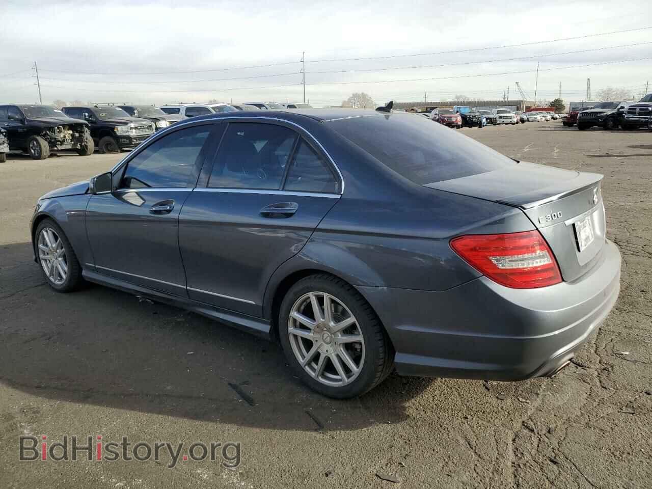 2013 MERCEDES-BENZ C-CLASS - VIN: WDDGF8AB9DA839985 - Фото 2