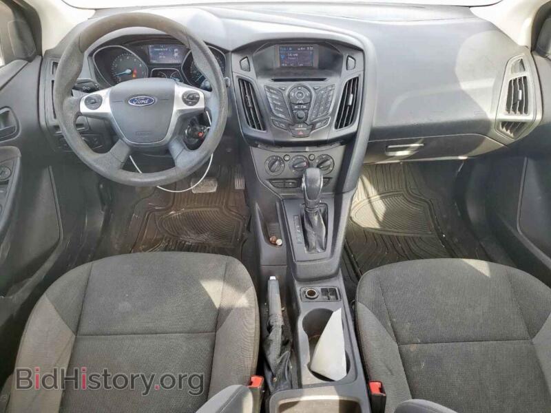2014 Ford FOCUS (VIN 1FADP3E27EL209062) — photo 8 of 12