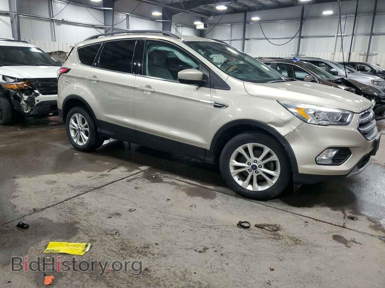2017 FORD ESCAPE - VIN: 1FMCU0GD2HUC64153 - Фото 4