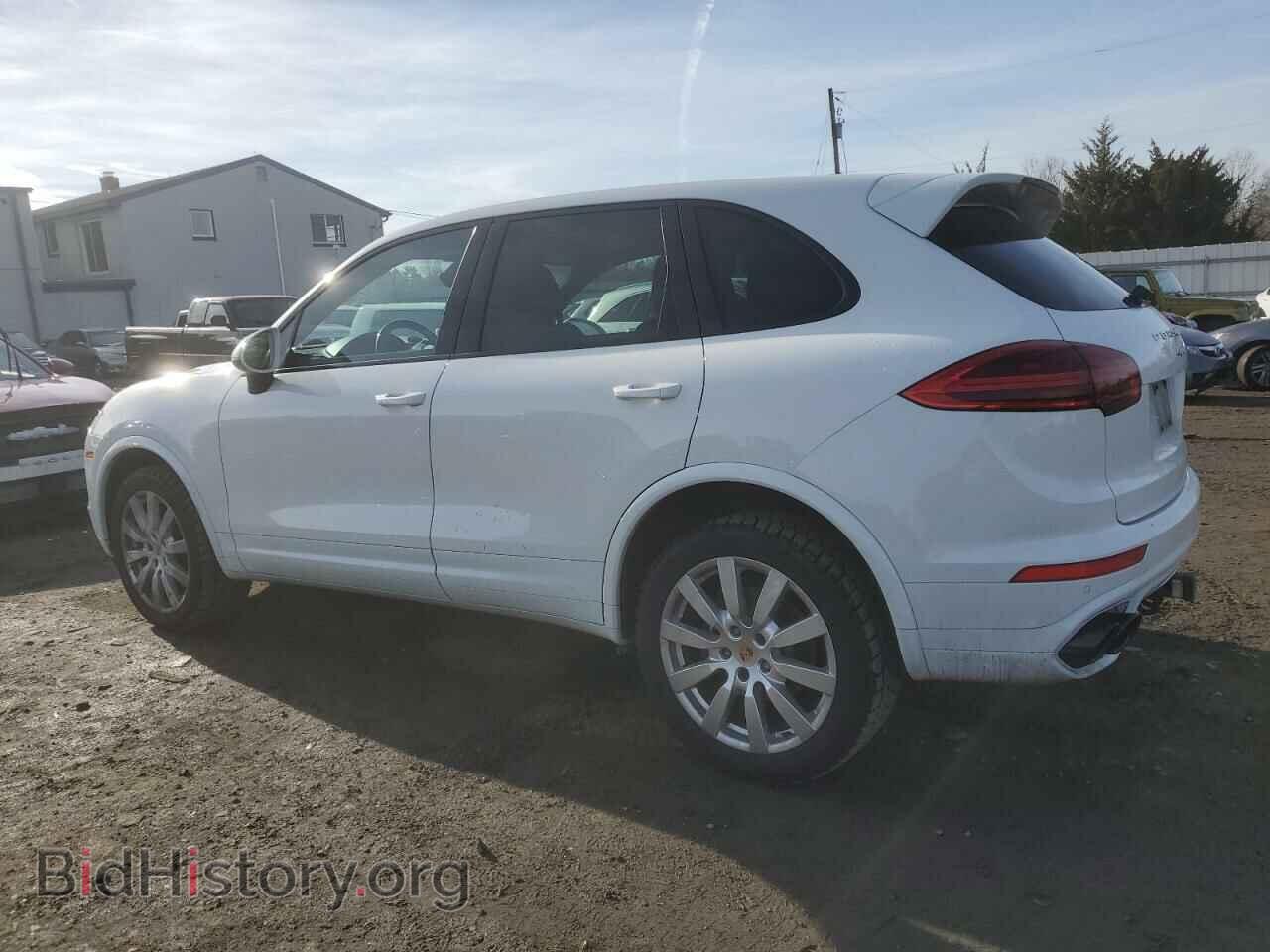 2017 PORSCHE CAYENNE - VIN: WP1AA2A29HKA80698 - Фото 2