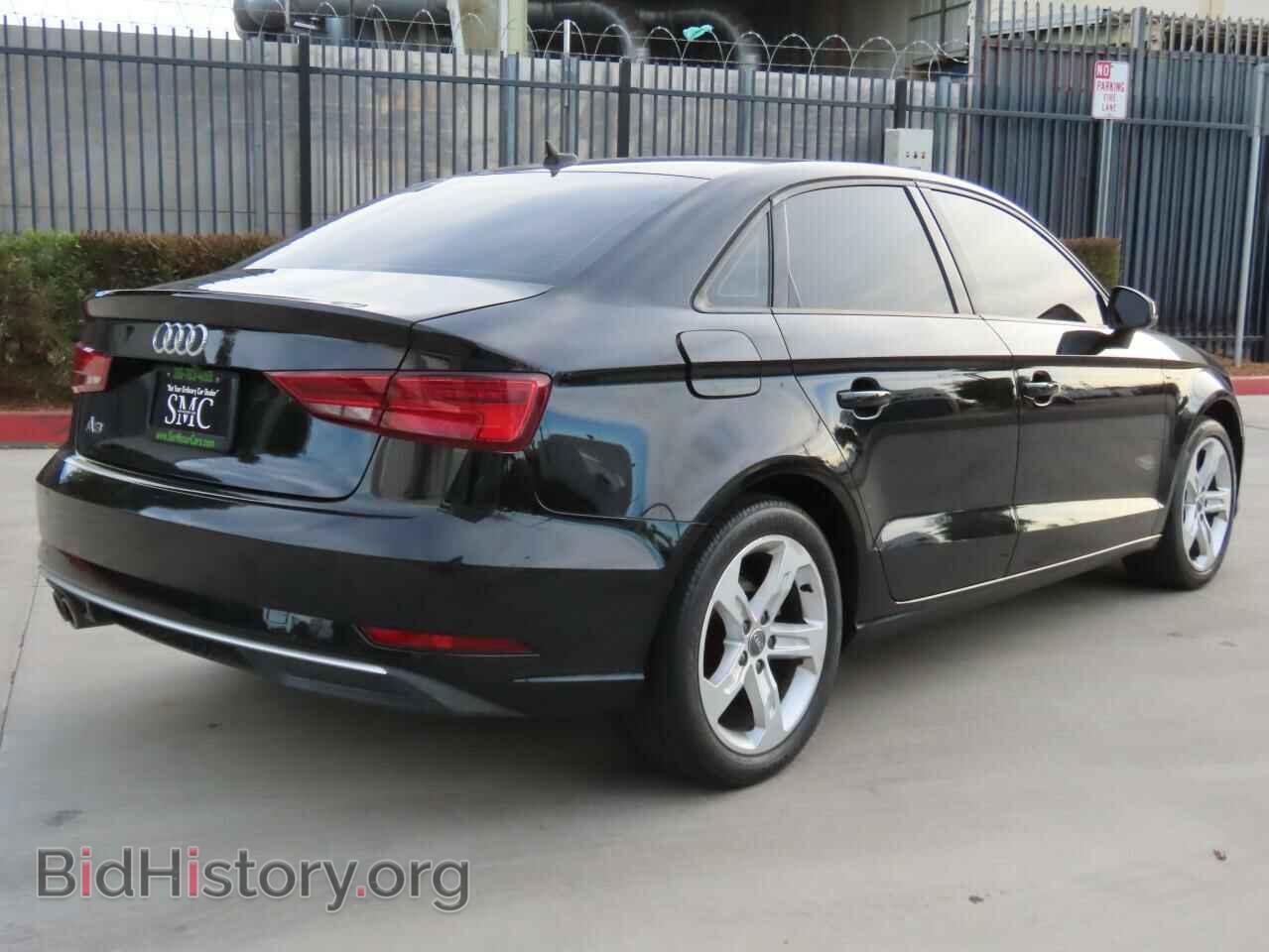 2017 AUDI A3 - VIN: WAUAUGFF6H1044889 - Фото 3