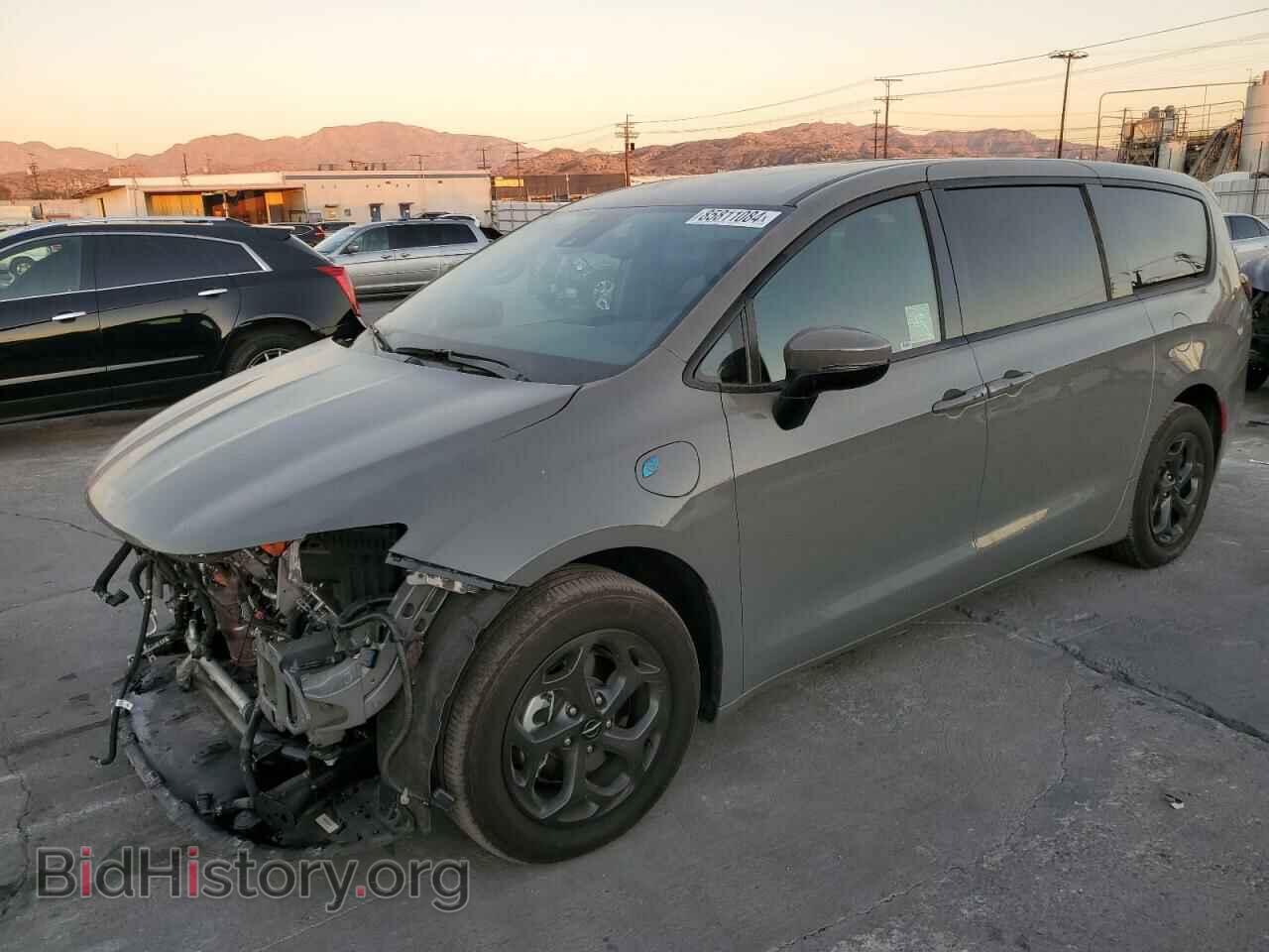 Фотография 2C4RC1L79PR501482 - CHRYSLER PACIFICA 2023
