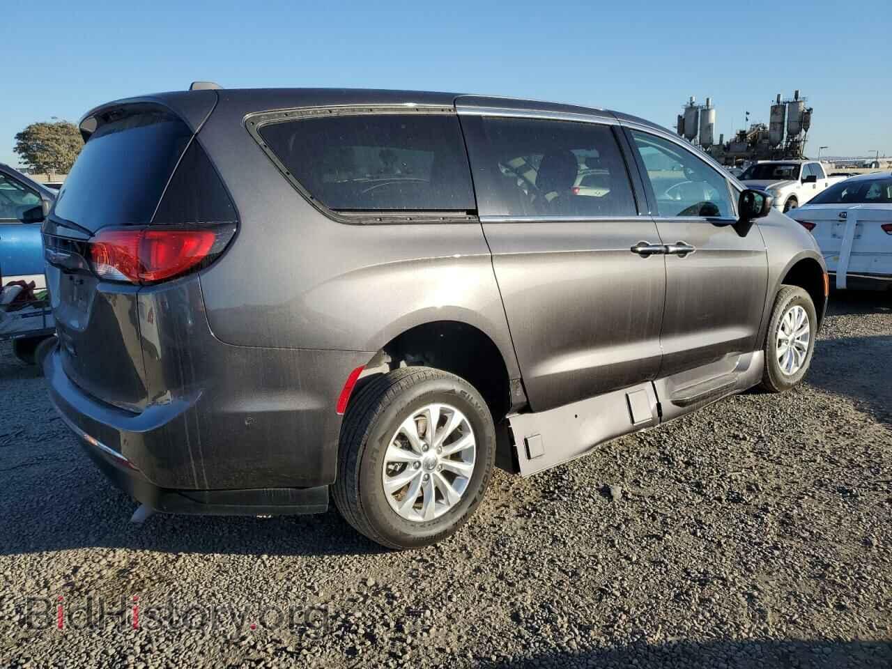 2019 CHRYSLER PACIFICA - VIN: 2C4RC1FG2KR629700 - Photo 3