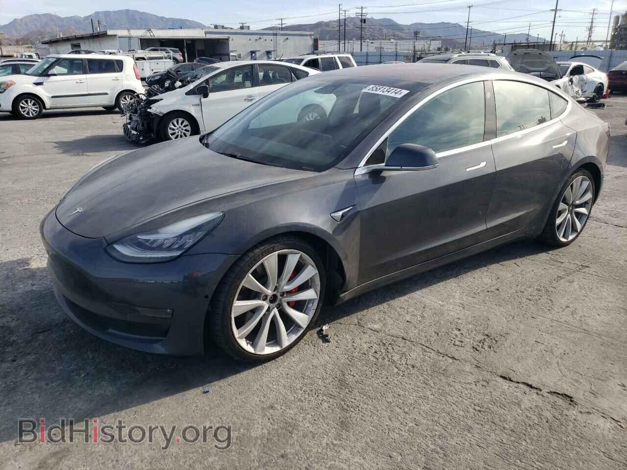 Фотография 5YJ3E1EB0JF083012 - TESLA MODEL 3 2018
