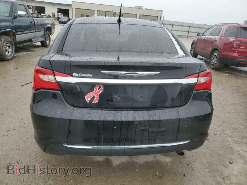 2013 Chrysler 200 (VIN 1C3CCBBB8DN624415) — photo 6 of 12