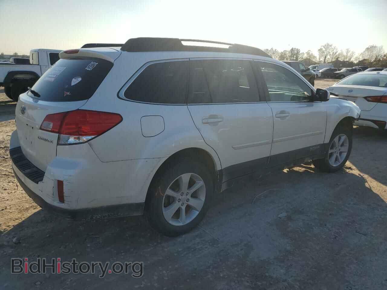 2013 SUBARU OUTBACK - VIN: 4S4BRCBC8D3232580 - Фото 3