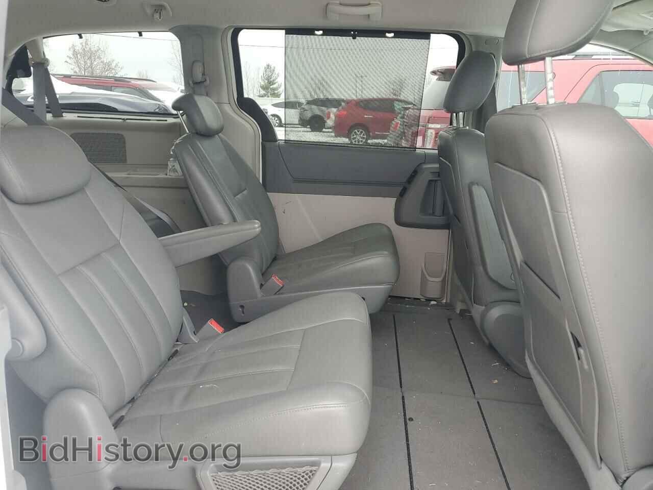 2008 CHRYSLER MINIVAN - VIN: 2A8HR54P98R719108 - Фото 11