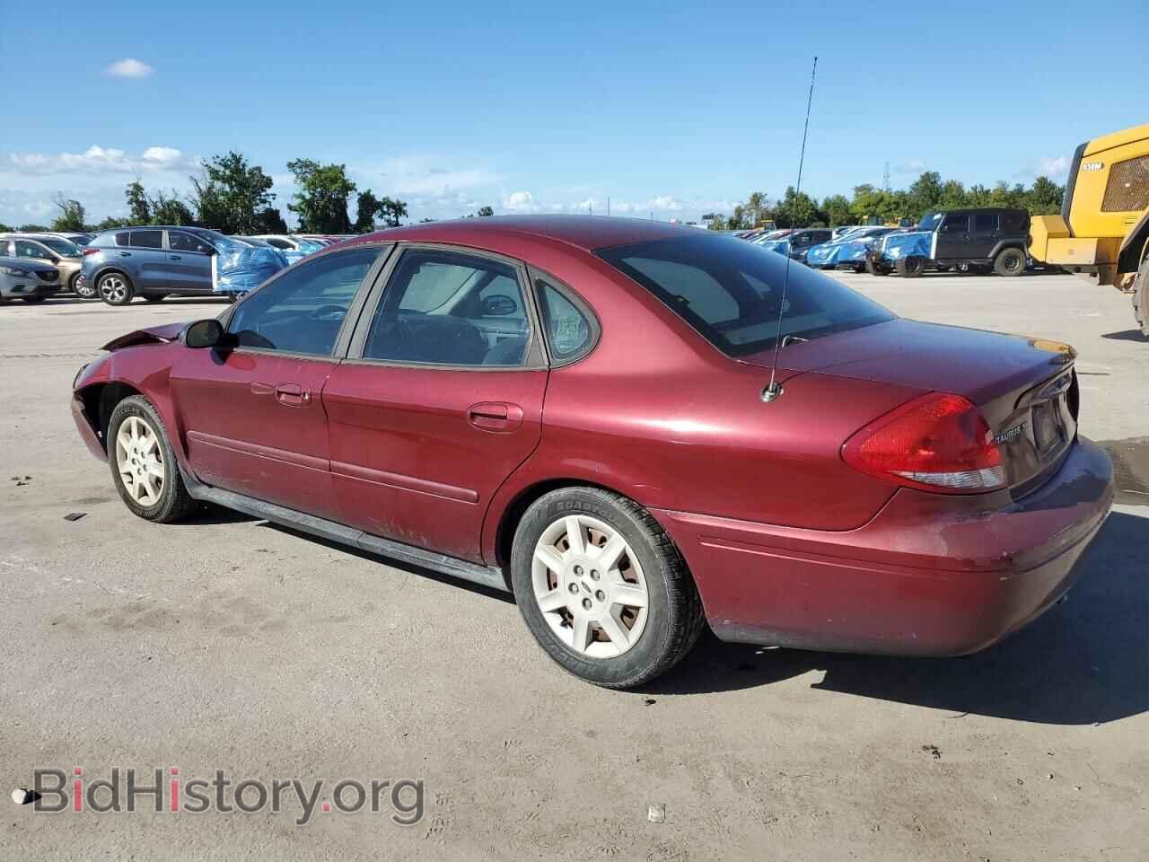 2005 FORD TAURUS - VIN: 1FAFP53275A204429 - Фото 2