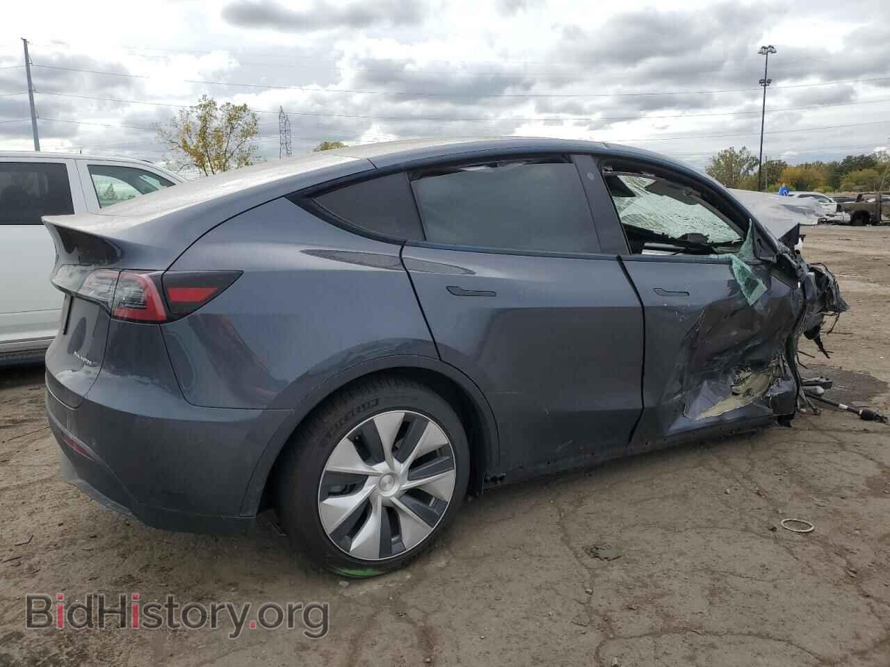 2022 TESLA MODEL Y - VIN: 7SAYGDEE7NF372487 - Фото 3