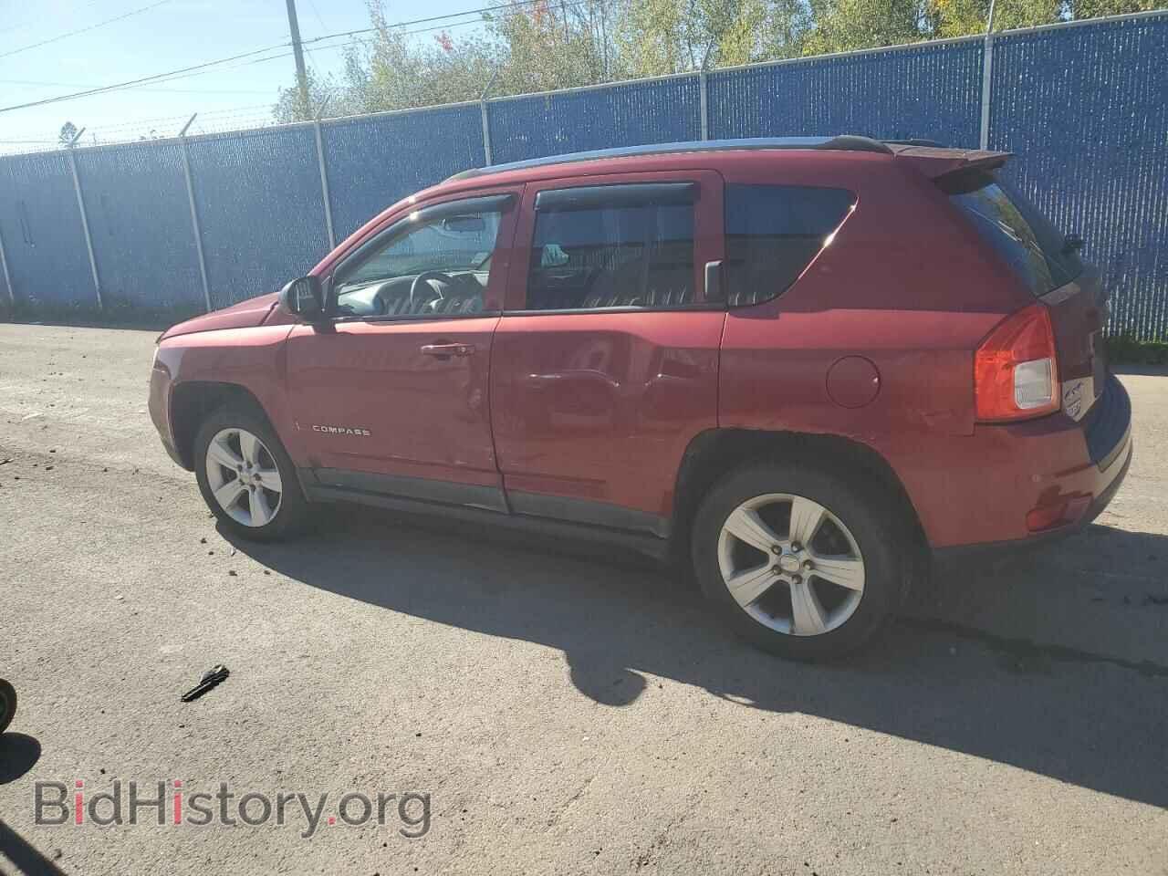 2011 JEEP COMPASS - VIN: 1J4NF4FB7BD218270 - Photo 2