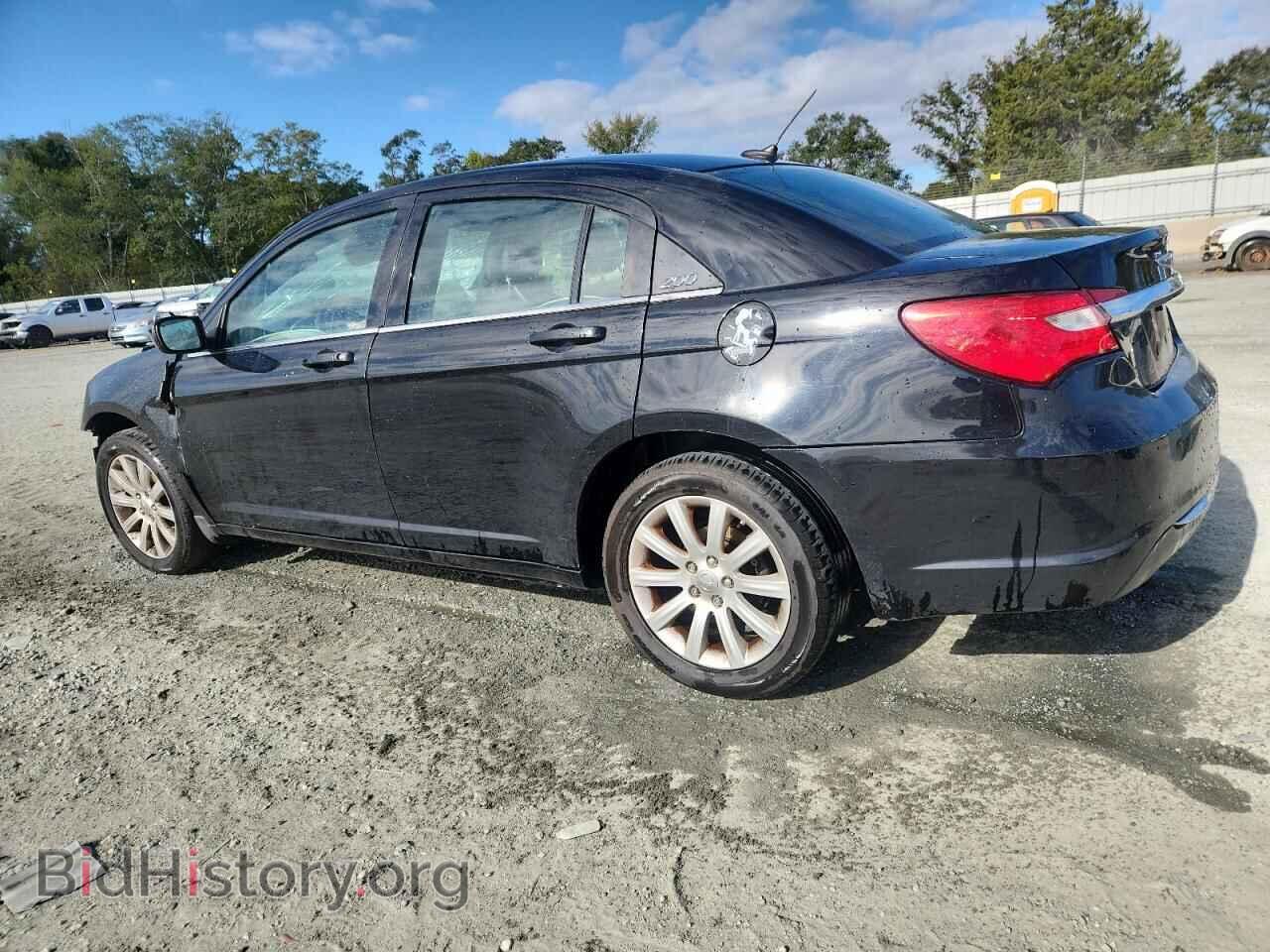 2013 CHRYSLER 200 - VIN: 1C3CCBBB8DN525531 - Фото 2