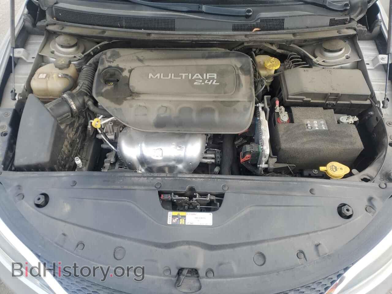 2016 CHRYSLER 200 - VIN: 1C3CCCAB4GN166593 - Фото 11