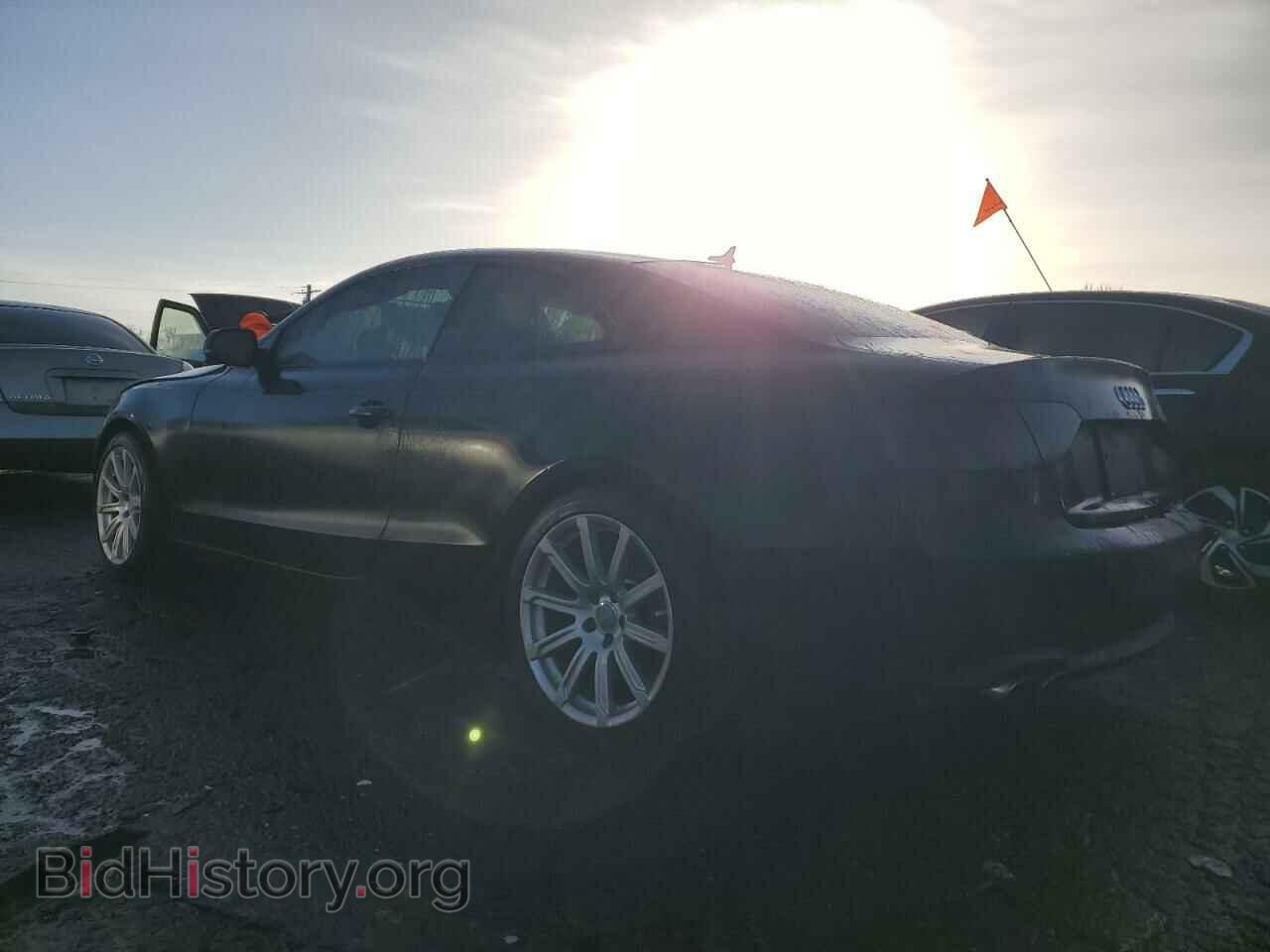 2011 AUDI A5 - VIN: WAUVFAFR2BA036895 - Photo 2