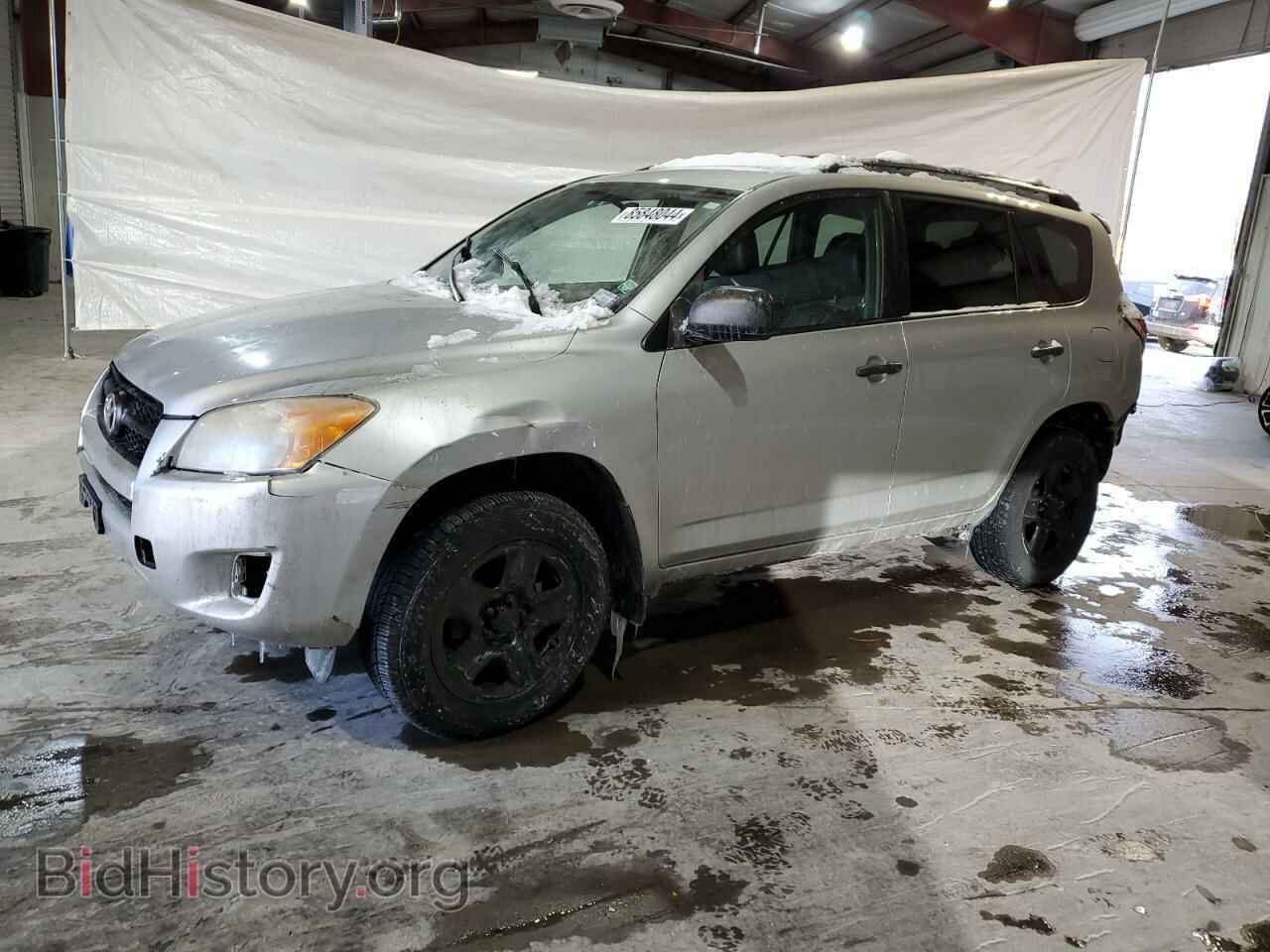 Photo 2T3BF4DV8BW159240 - TOYOTA RAV4 2011