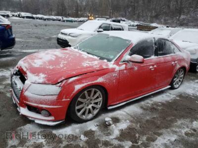 2012 Audi A4 Premium Plus, красный — VIN WAUHFAFL6CN000985, Copart