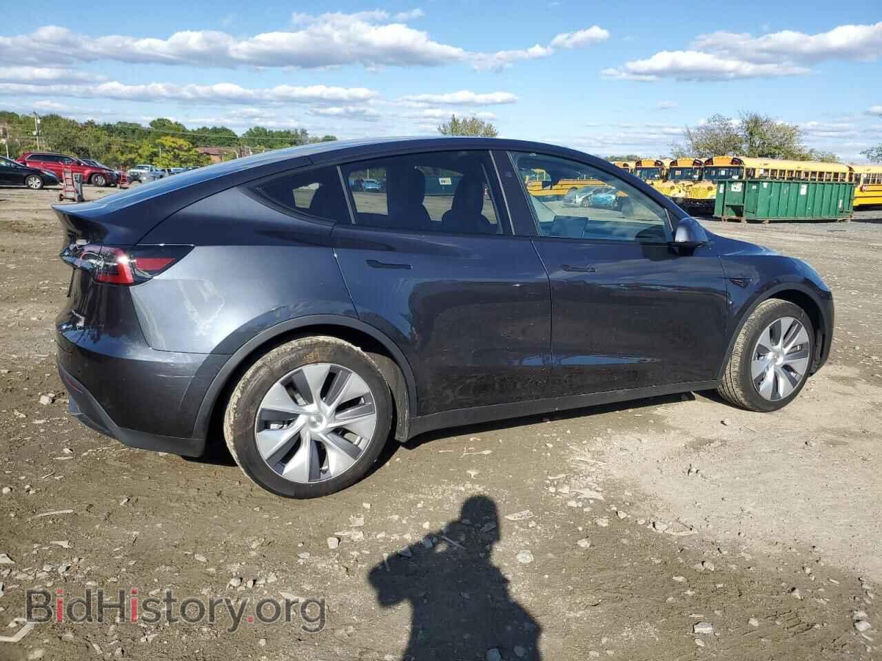 2024 TESLA MODEL Y - VIN: 7SAYGDEE8RA228871 - Photo 3