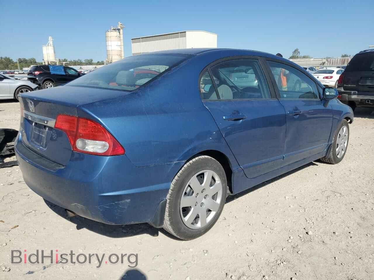 2010 HONDA CIVIC - VIN: 19XFA1F50AE049725 - Фото 3