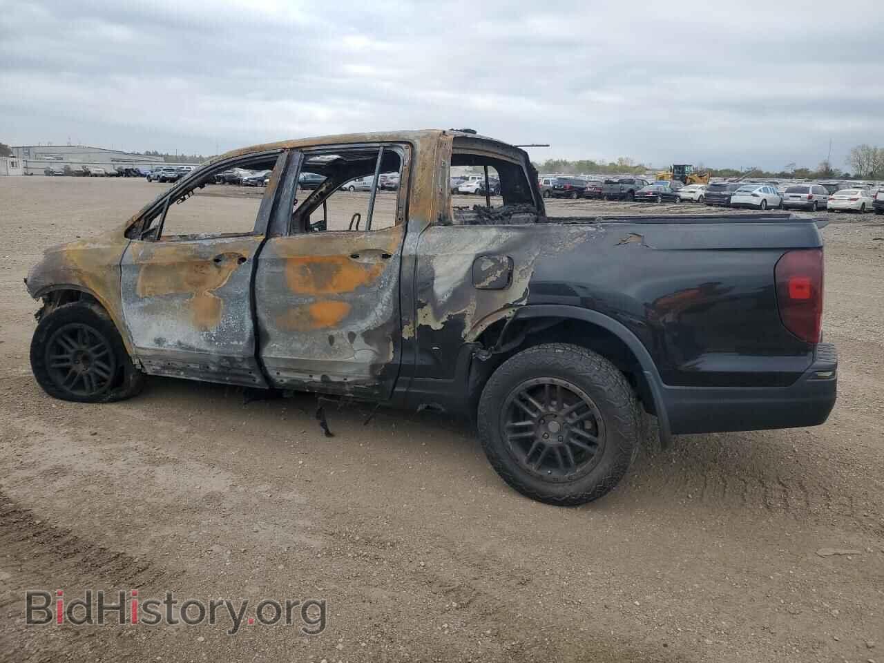 2019 HONDA RIDGELINE - VIN: 5FPYK3F8XKB000109 - Фото 2