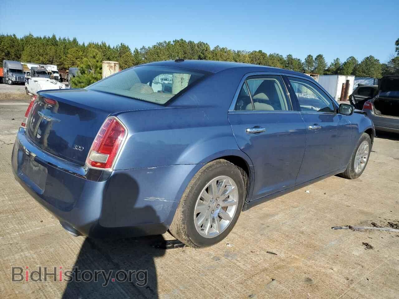 2011 CHRYSLER 300 - VIN: 2C3CA5CG7BH547530 - Фото 3