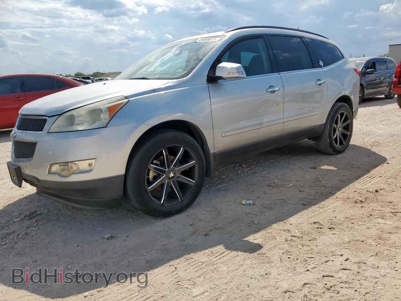 Фотография 1GNLRFED9AS114464 - CHEVROLET TRAVERSE 2010