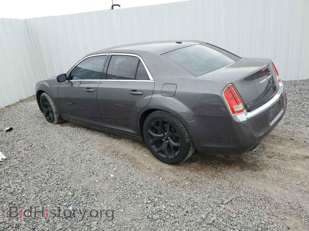 2013 CHRYSLER 300 - VIN: 2C3CCAAG1DH559889 - Фото 2