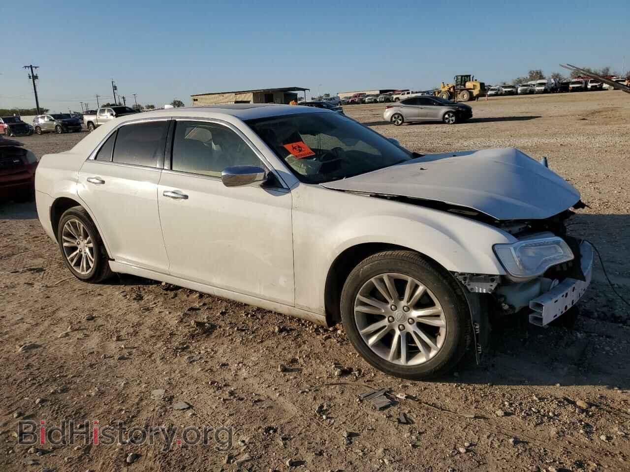 2016 CHRYSLER 300 - VIN: 2C3CCAEG1GH111117 - Фото 4