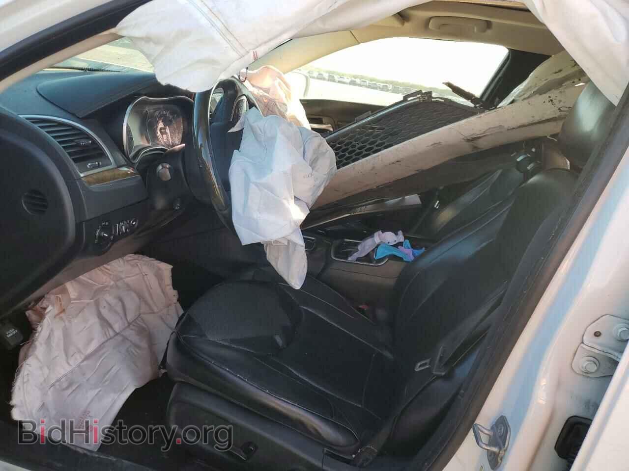 2016 CHRYSLER 300 - VIN: 2C3CCAEG1GH111117 - Фото 7