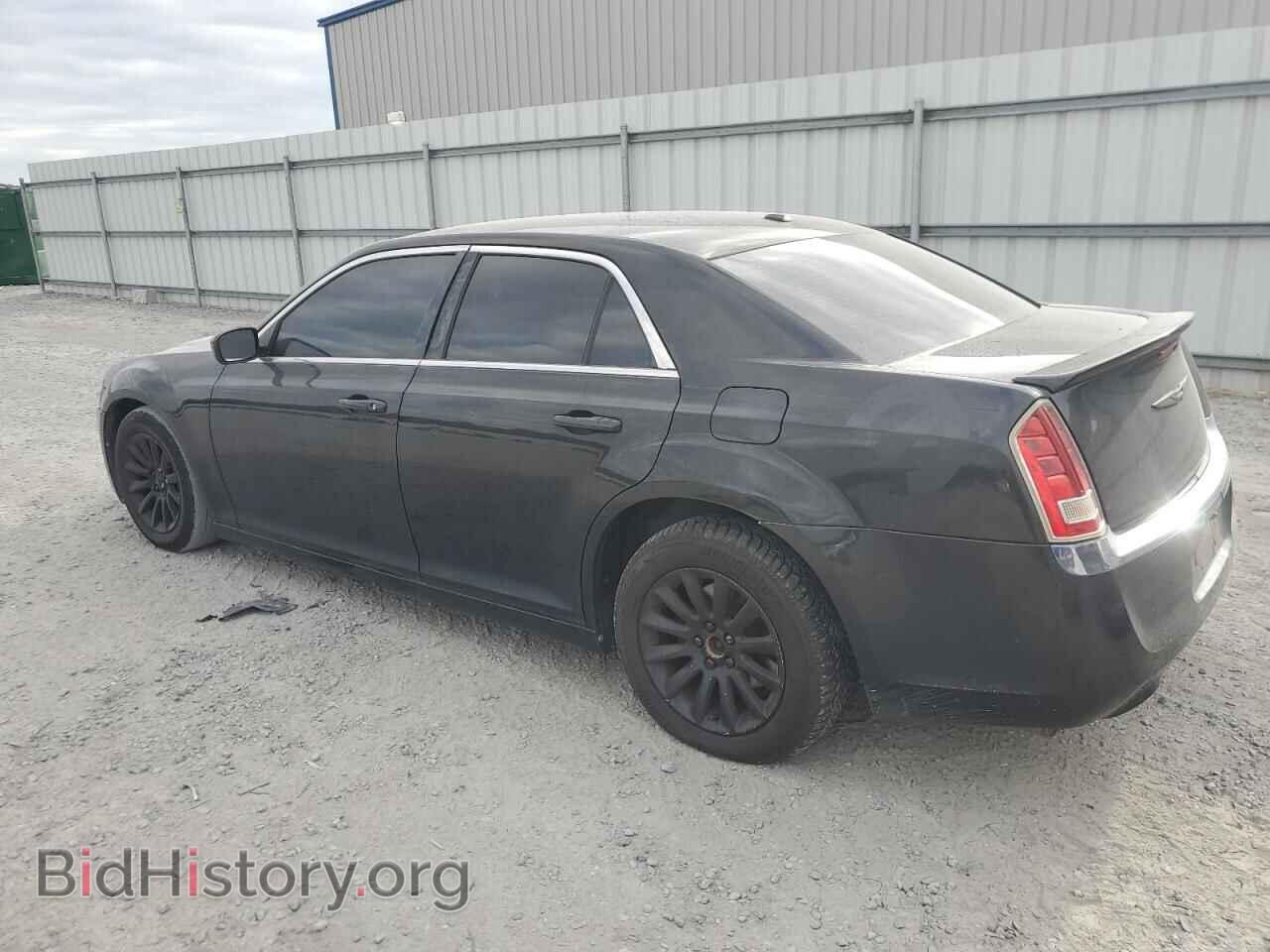 2011 CHRYSLER 300 - VIN: 2C3CA4CG7BH523898 - Фото 2