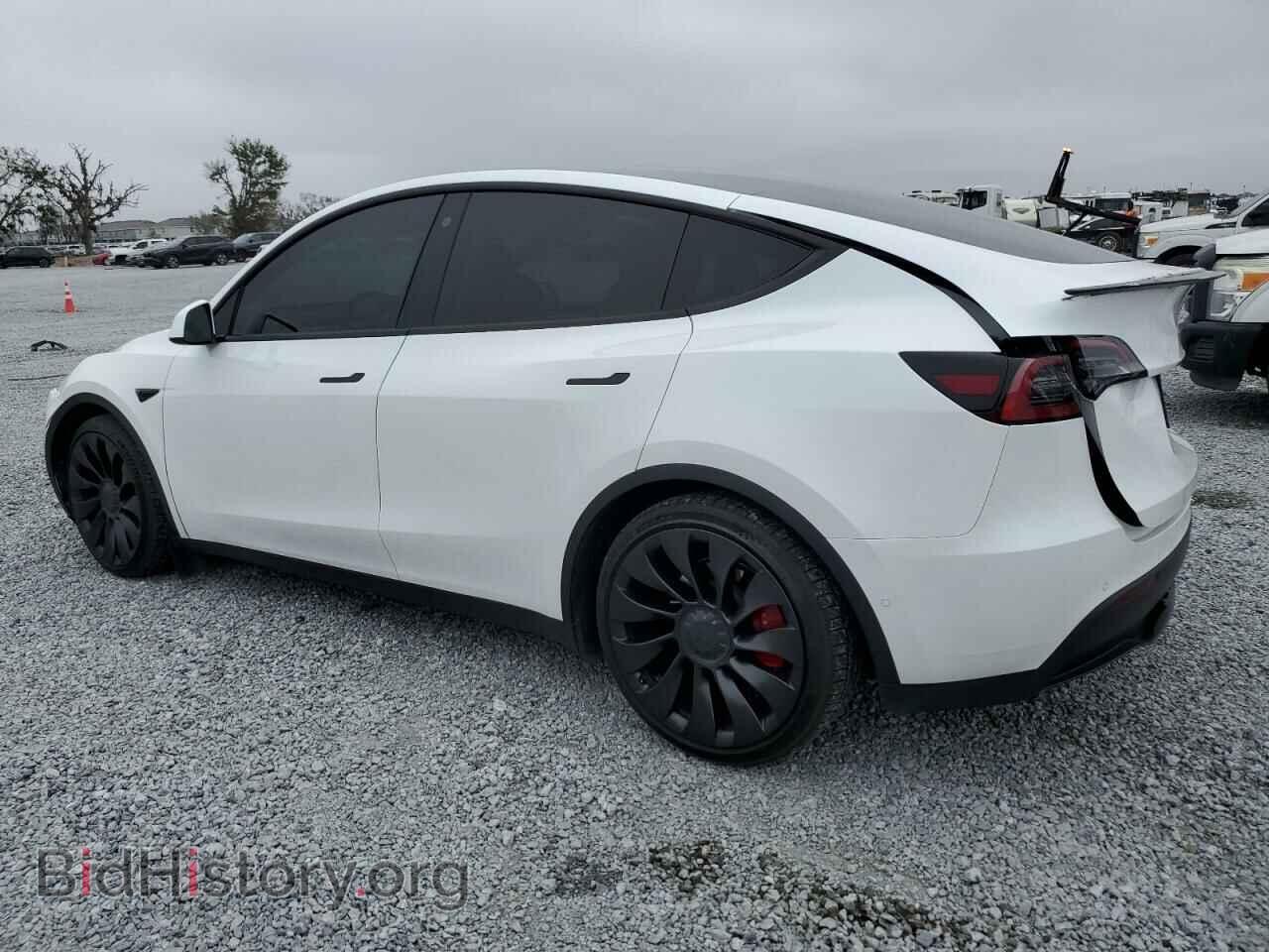 2022 TESLA MODEL Y - VIN: 7SAYGDEF7NF537009 - Фото 2