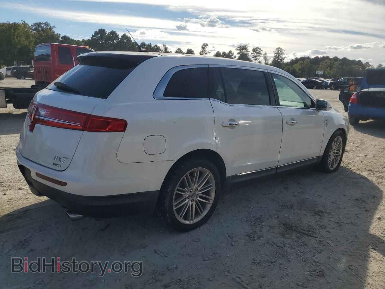 2013 LINCOLN MKT - VIN: 2LMHJ5AT2DBL52796 - Фото 3