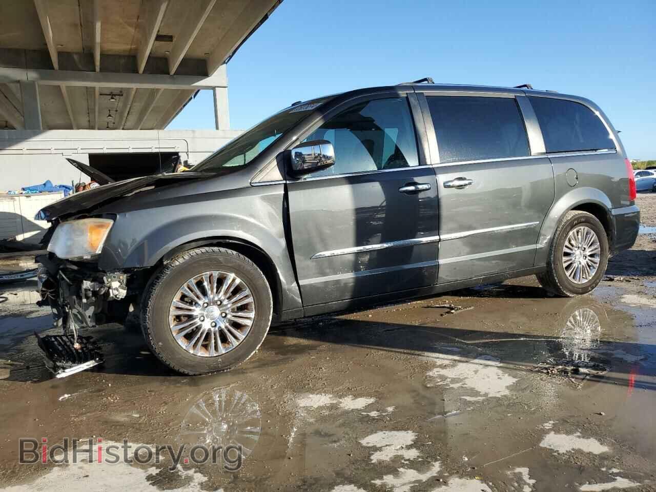 Photo 2A4RR6DG1BR665841 - CHRYSLER MINIVAN 2011