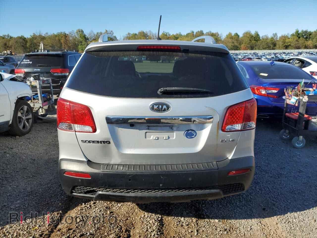2012 KIA SORENTO - VIN: 5XYKUDA21CG272463 - Фото 6