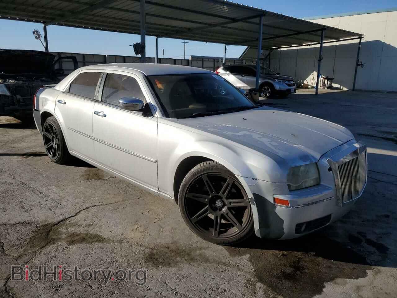 2010 CHRYSLER 300 - VIN: 2C3CA5CV3AH319831 - Фото 4