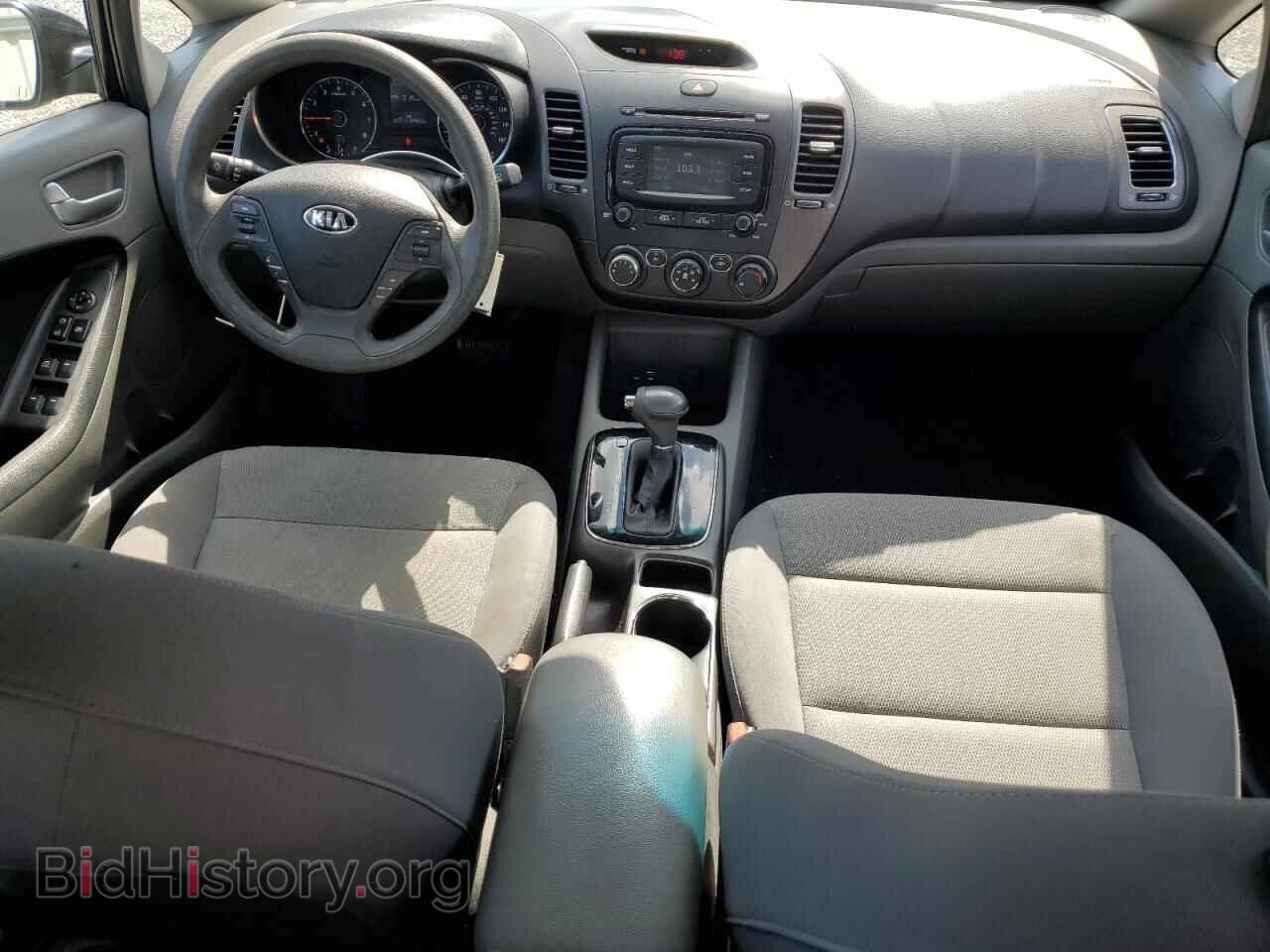 2017 KIA FORTE - VIN: 3KPFK4A7XHE027863 - Фото 8