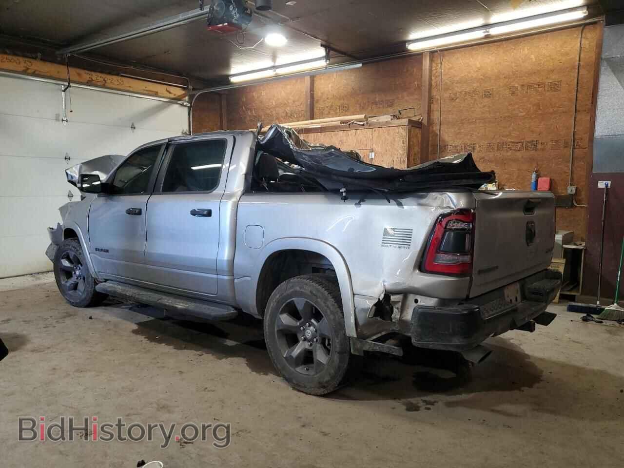 2021 RAM 1500 - VIN: 1C6SRFFT1MN555817 - Фото 2