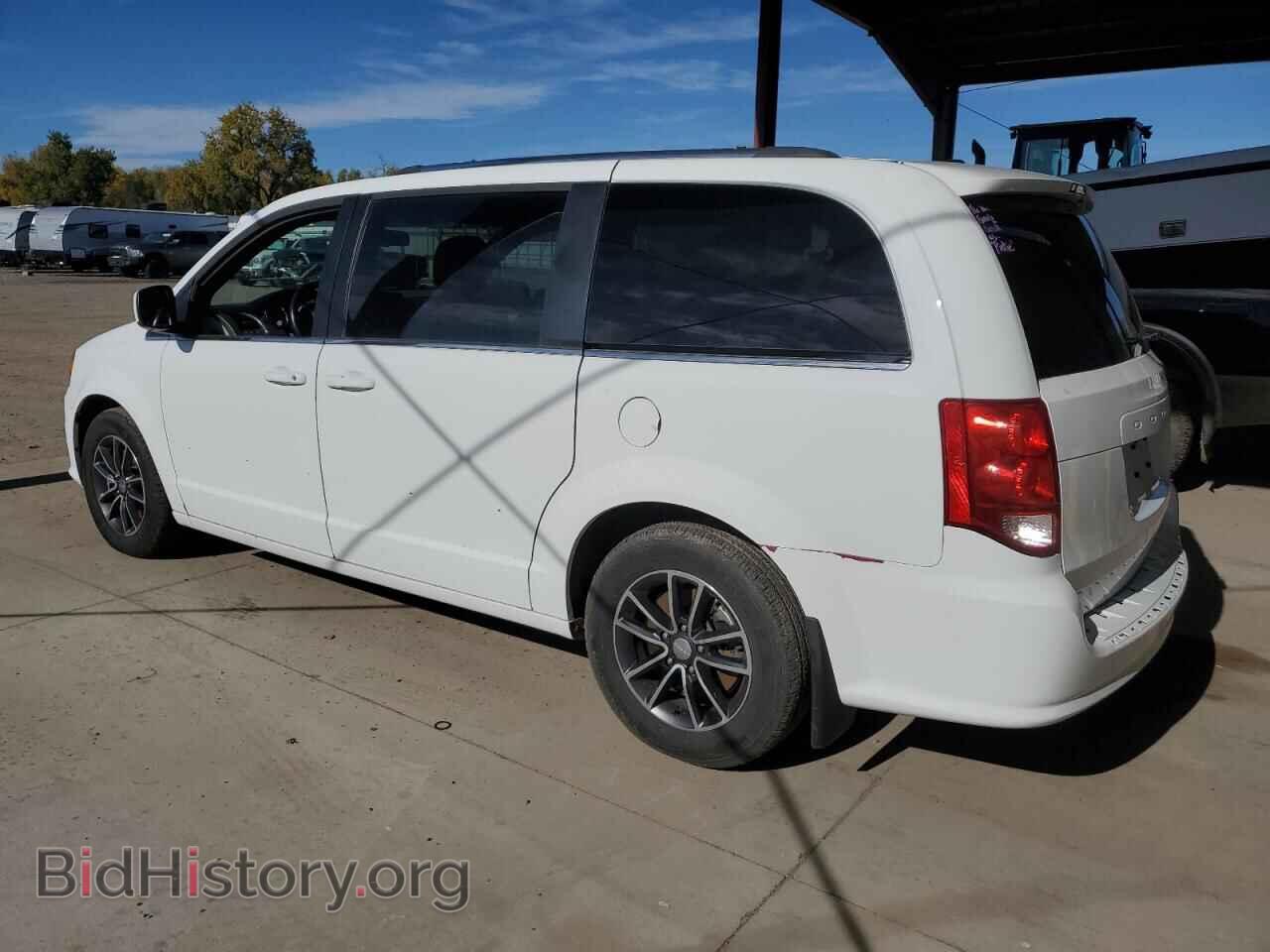 2017 DODGE CARAVAN - VIN: 2C4RDGCG9HR631702 - Фото 2