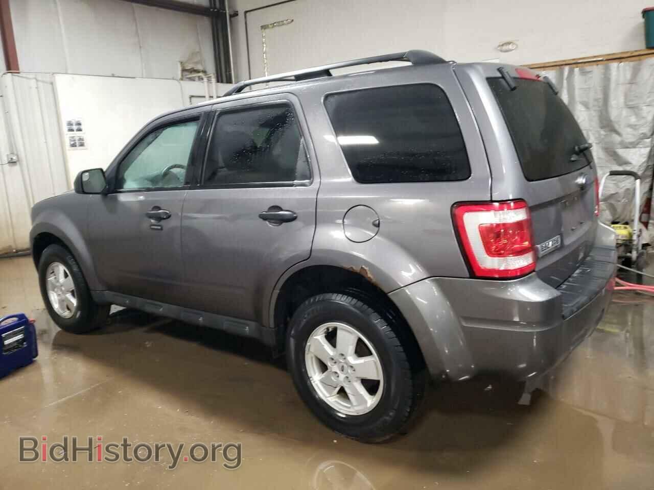 2011 FORD ESCAPE - VIN: 1FMCU0DG8BKC09319 - Фото 2