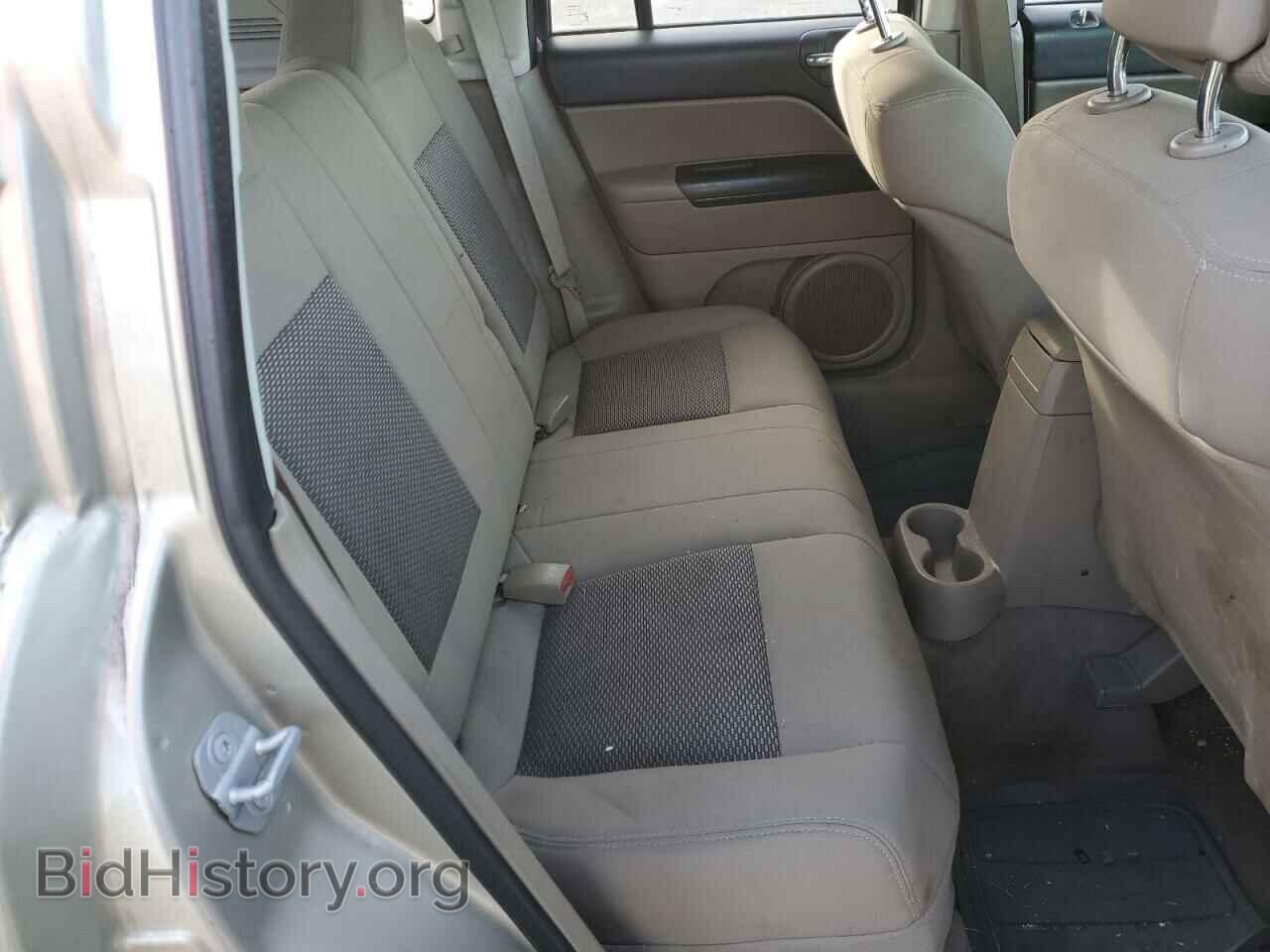2010 JEEP COMPASS - VIN: 1J4NT4FBXAD553403 - Фото 11
