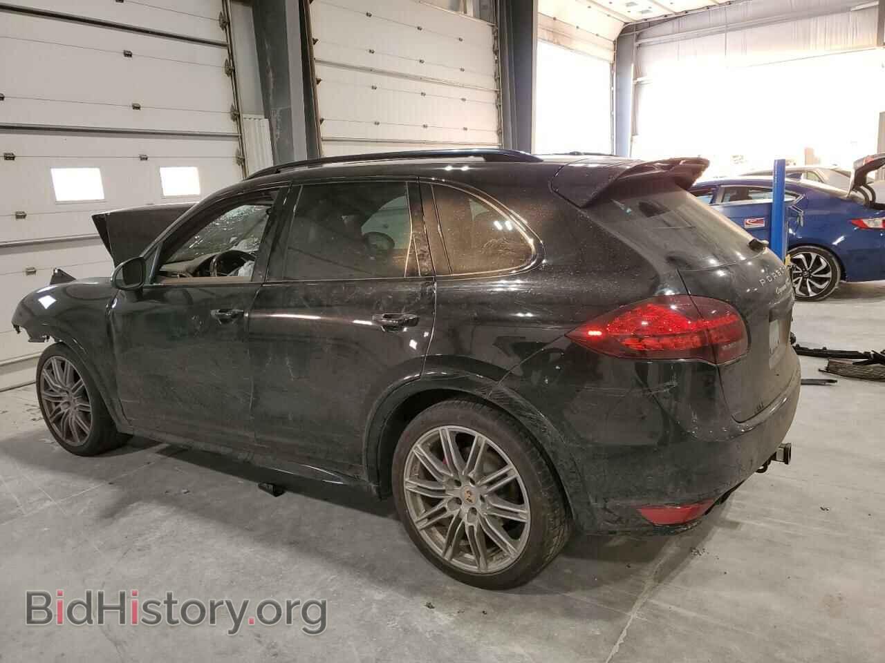 2013 PORSCHE CAYENNE - VIN: WP1AD2A24DLA78434 - Photo 2