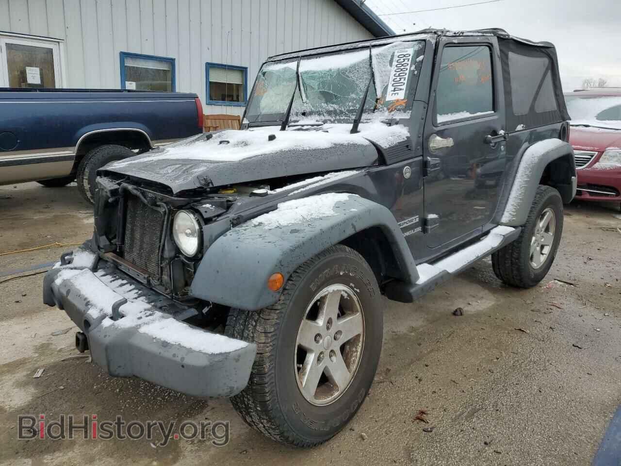 Photo 1J4AA2D14AL127571 - JEEP WRANGLER 2010