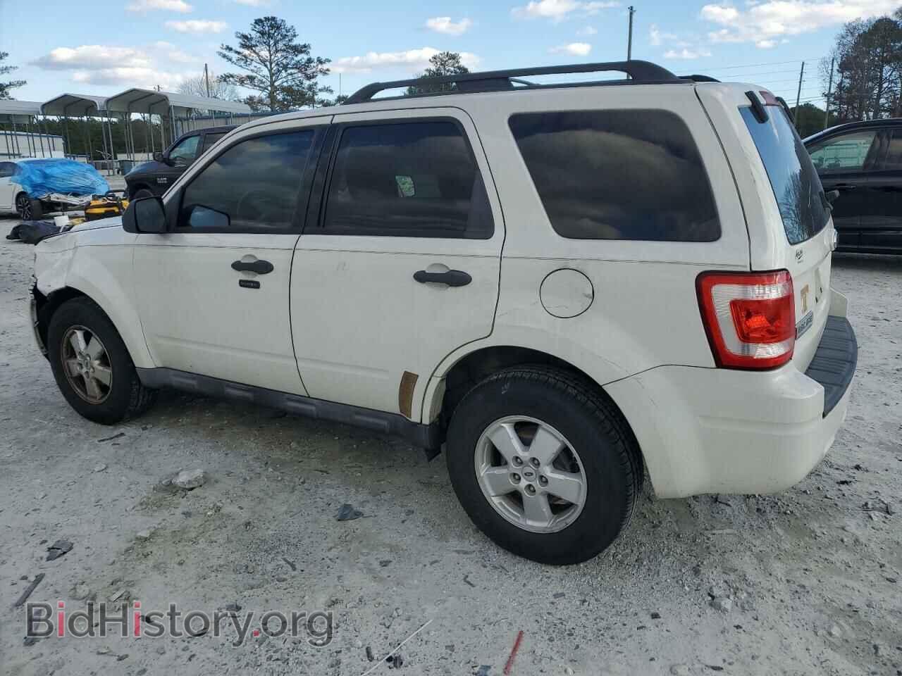 2010 FORD ESCAPE - VIN: 1FMCU0DGXAKA02686 - Фото 2